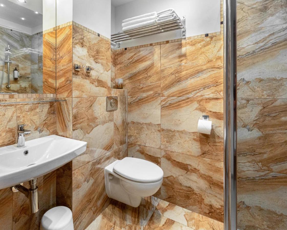 Apartamenty Czarny Kormoran Hel Exterior foto
