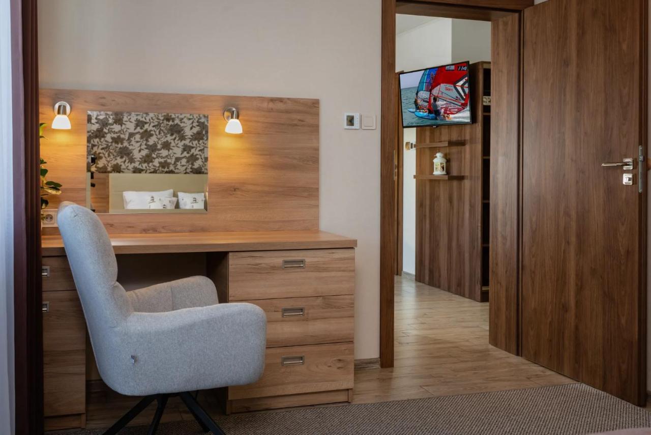 Apartamenty Czarny Kormoran Hel Exterior foto